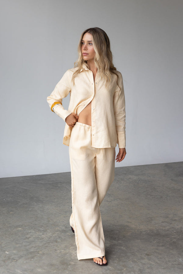BUTTER YELLOW PANT